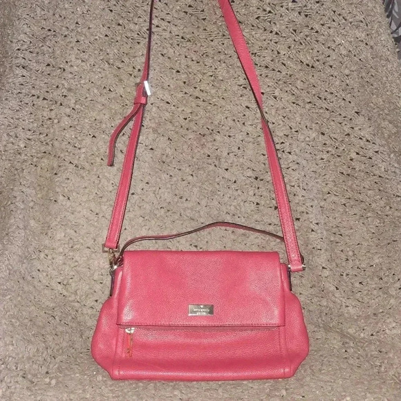 Kate Spade Red Leather Southport Carmen Crossbody Handbag Purse Removable Strap. - Picture 1 of 11